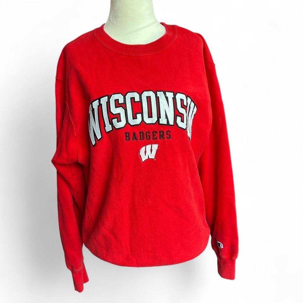 Wisconsin Badgers red crewneck sweatshirt